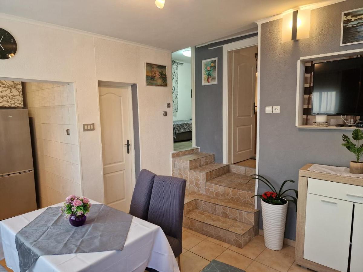 דוברובניק Apartment Ana Lozica With Terrace מראה חיצוני תמונה