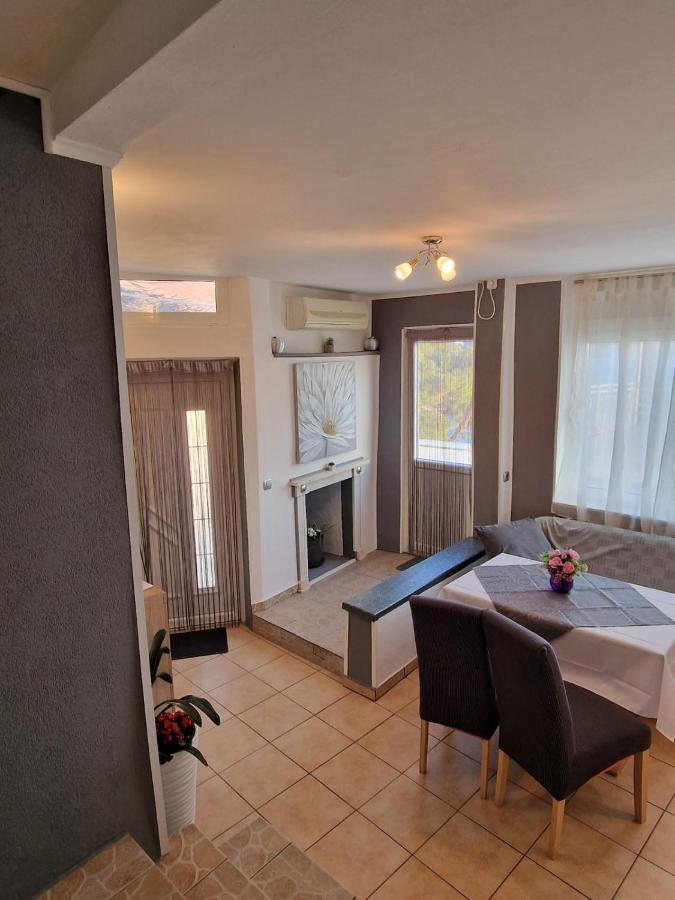 דוברובניק Apartment Ana Lozica With Terrace מראה חיצוני תמונה